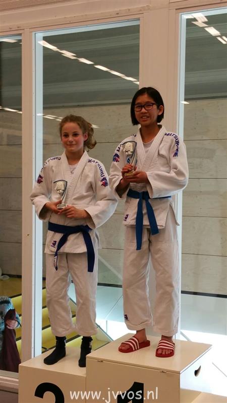 Almelo17 Lois