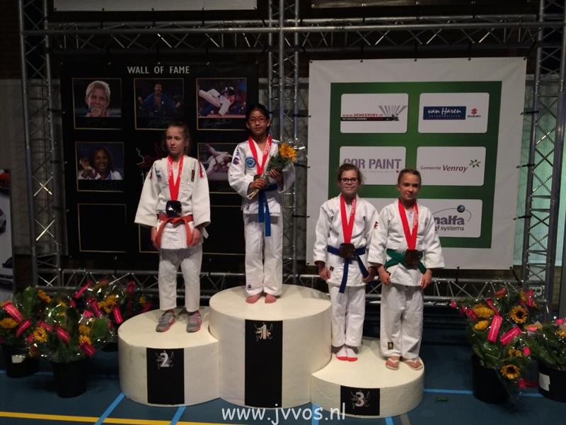 Venray16 Lois